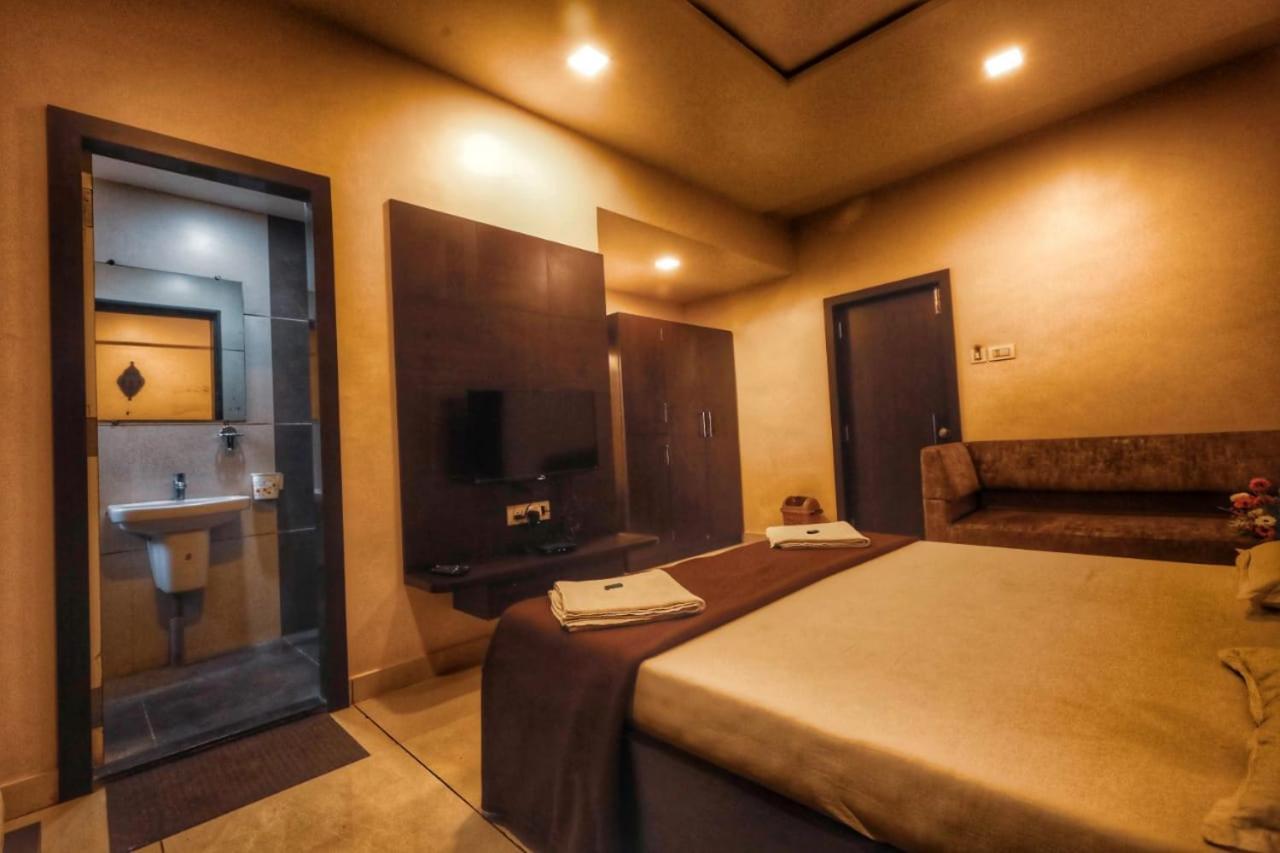 Hotel Kiran Мирадж Экстерьер фото